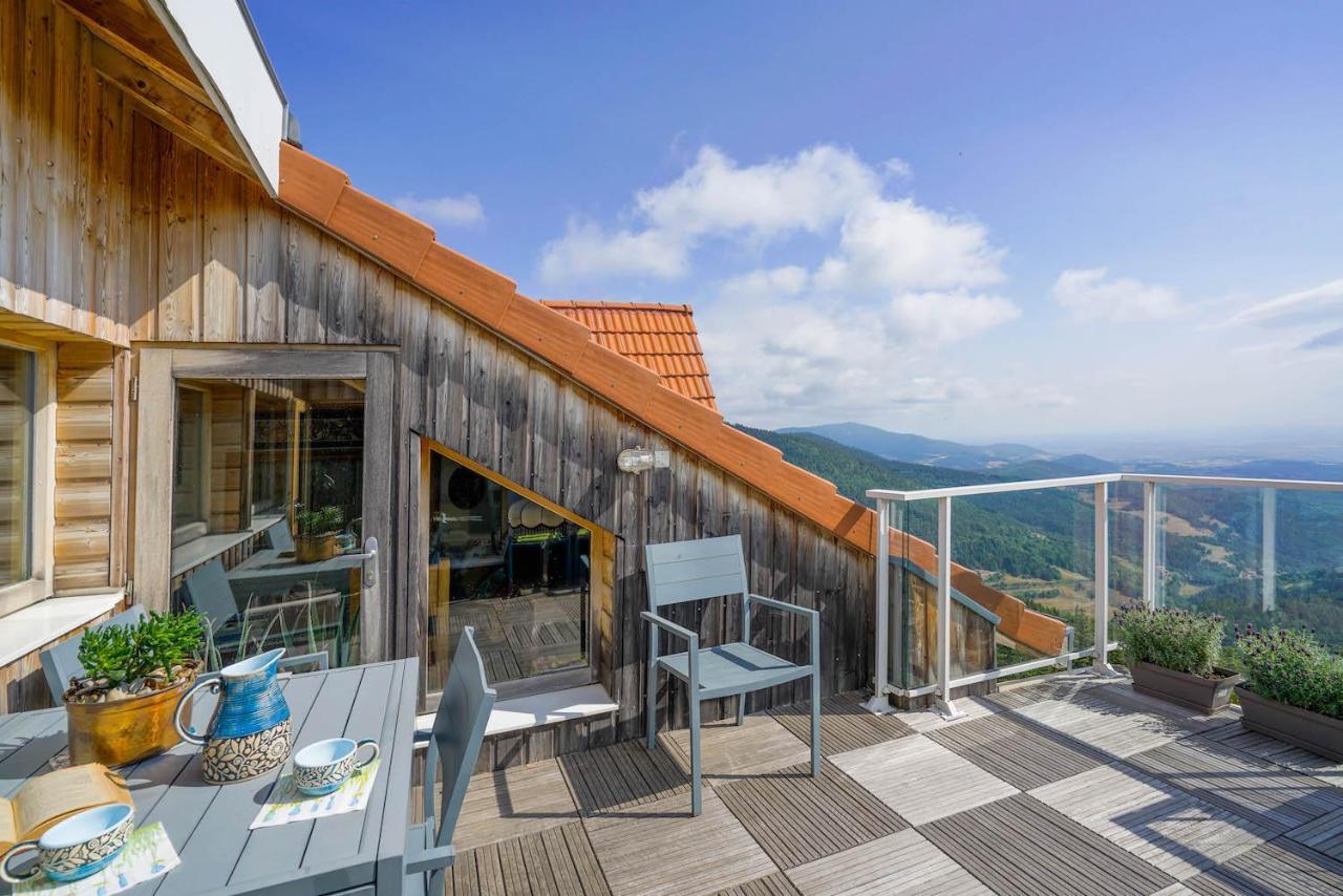 Le Mont Besset Bed & Breakfast Lalouvesc Exterior photo